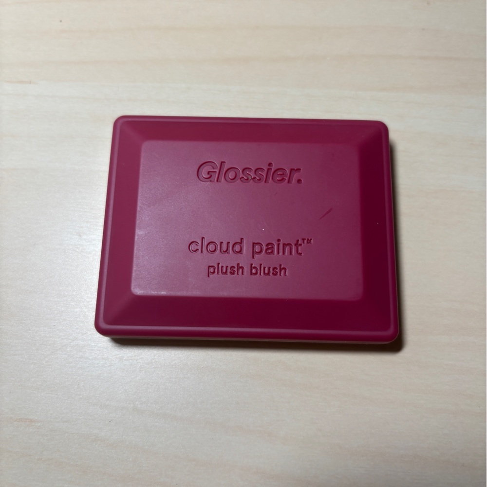 Glossier Cloud Paint Plush Blush in Plume